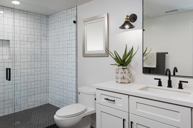 transitional-bathroom